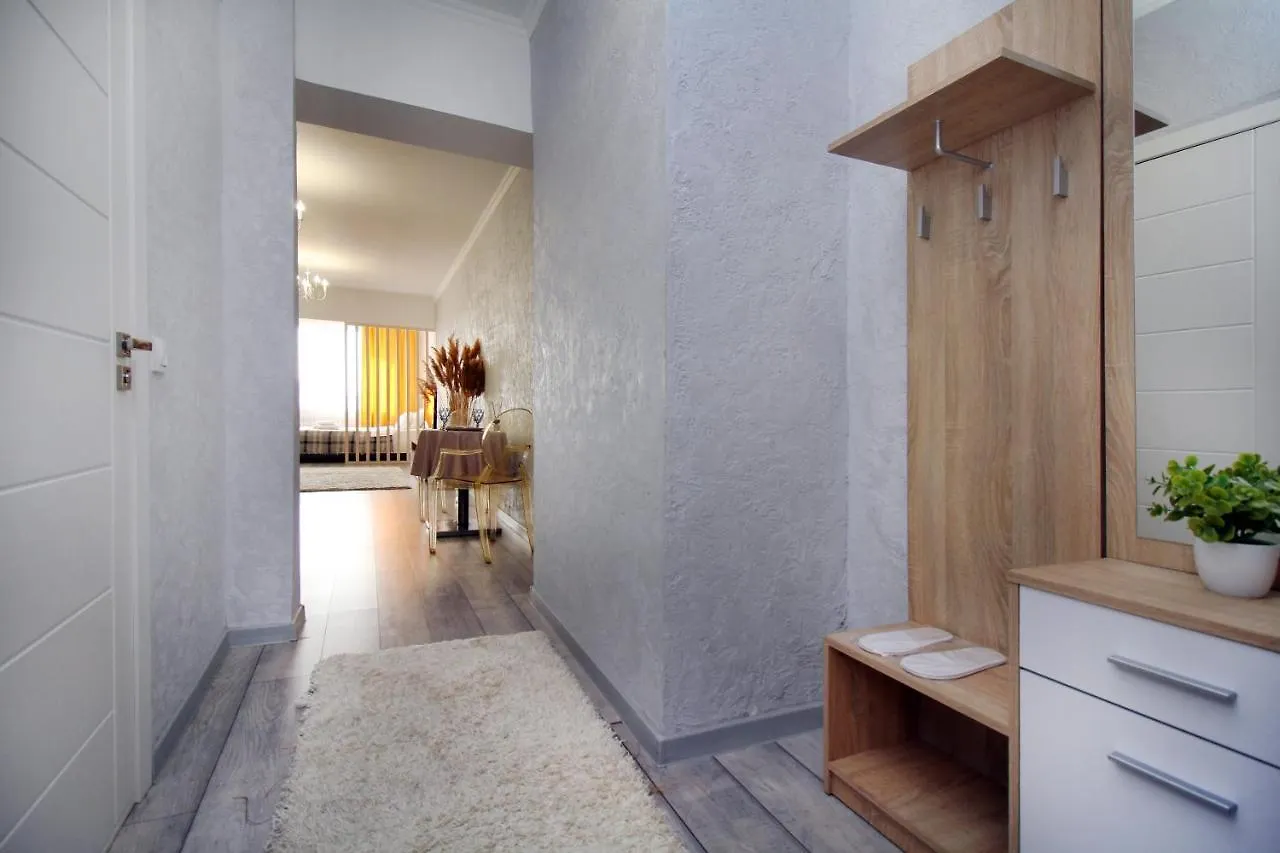 Apartment Студия, Центр, С Ярким Акцентом. Almaty